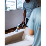 empresa de limpeza de sofá e impermeabilização Madureira